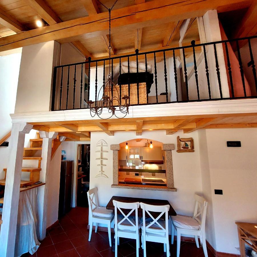 Casetta Bouganville Porto Rotondo Exterior photo